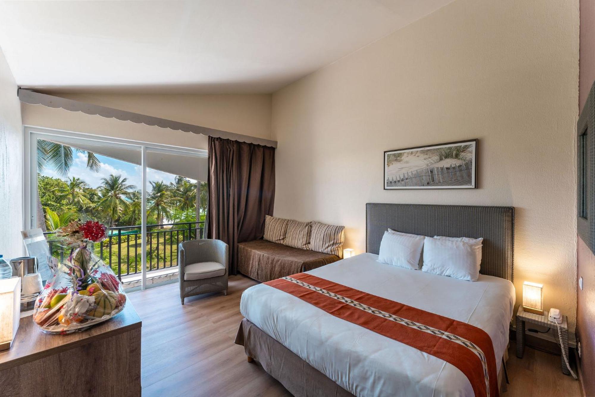 Hotel Fleur D'Epee Ле Госие Екстериор снимка